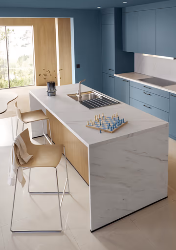 Contur Matera Design Inselküche Stahlblau